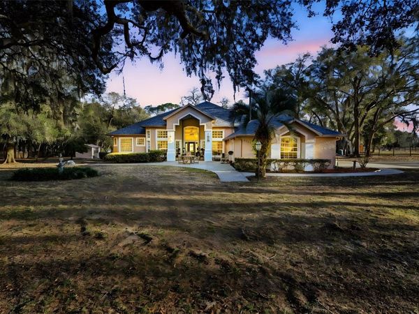 6197 LAKE WINONA ROAD , DE LEON SPRINGS, FL 32130