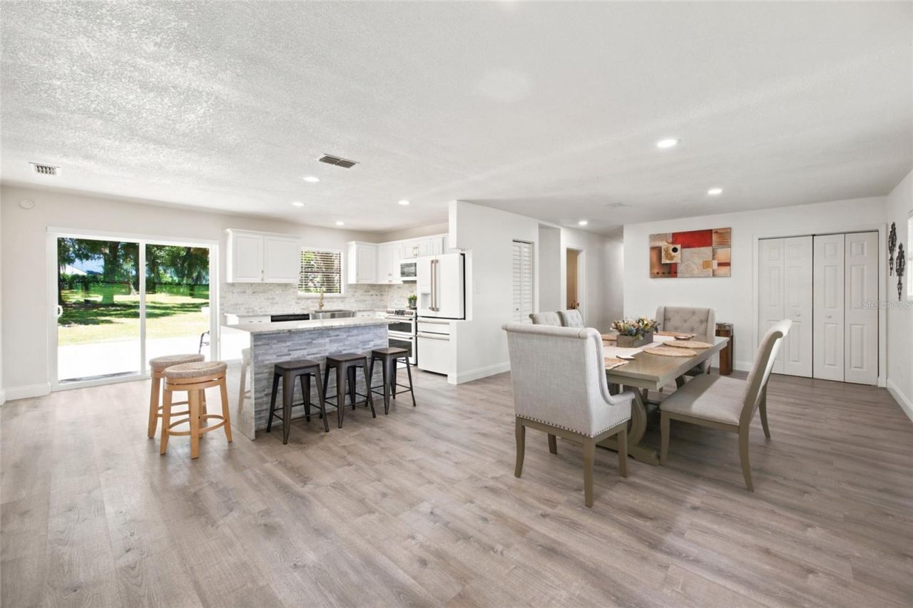 3875 SE 118th Lane, Belleview, FL 34420 Photo