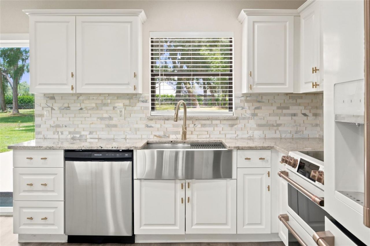 3875 SE 118th Lane, Belleview, FL 34420 Photo