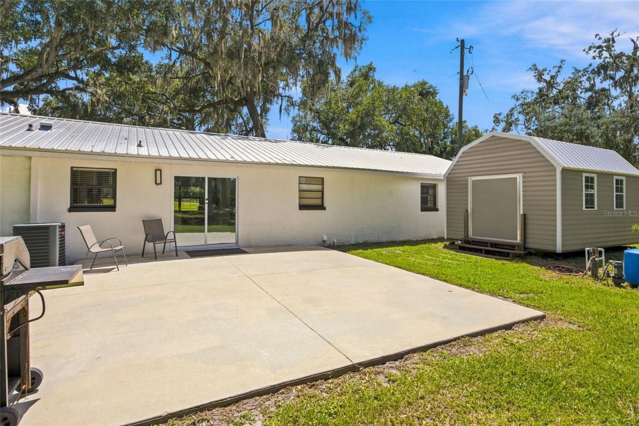 3875 SE 118th Lane, Belleview, FL 34420 Photo