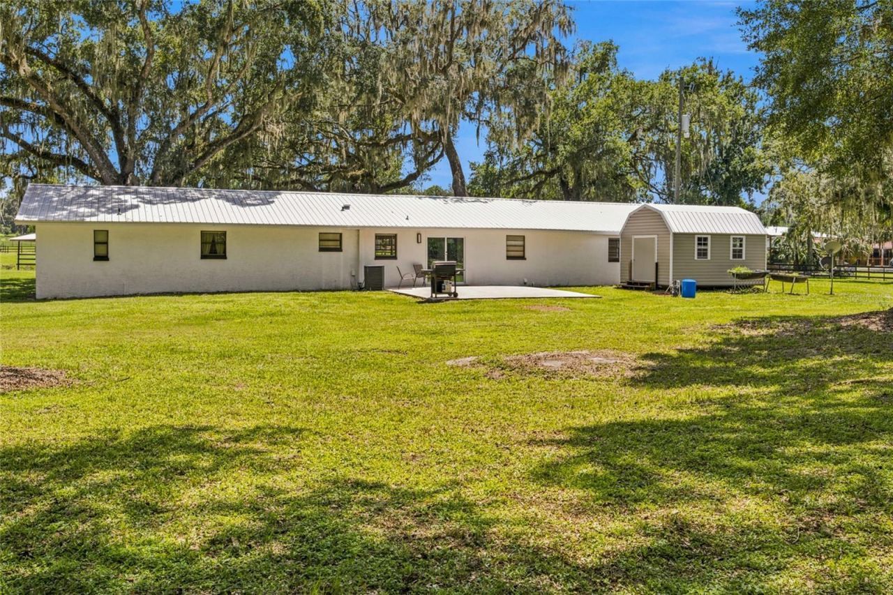 3875 SE 118th Lane, Belleview, FL 34420 Photo