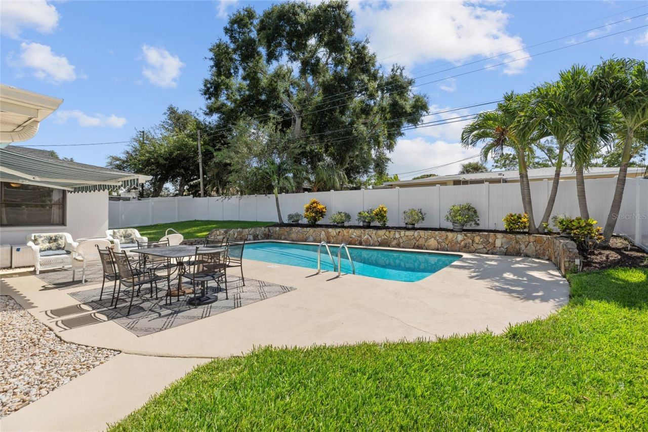 6249 Hillside Avenue, Seminole, FL 33772 Photo