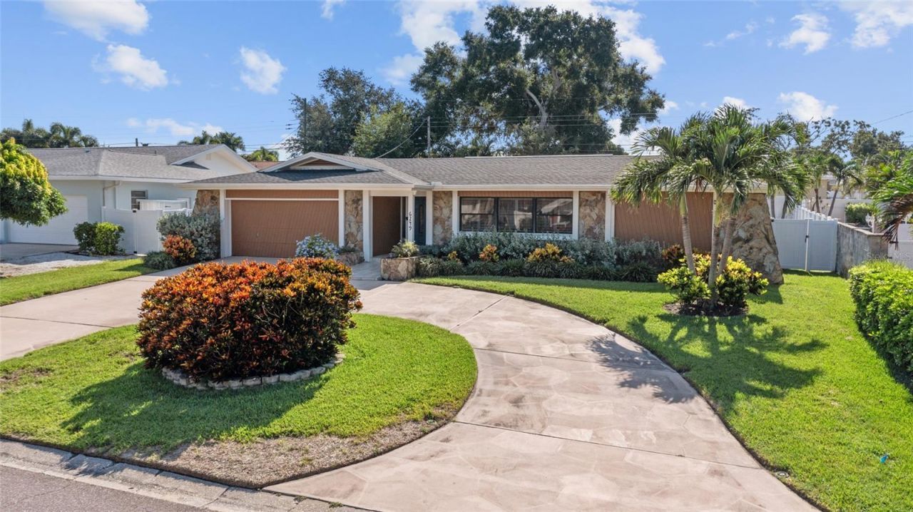 6249 Hillside Avenue, Seminole, FL 33772 Photo