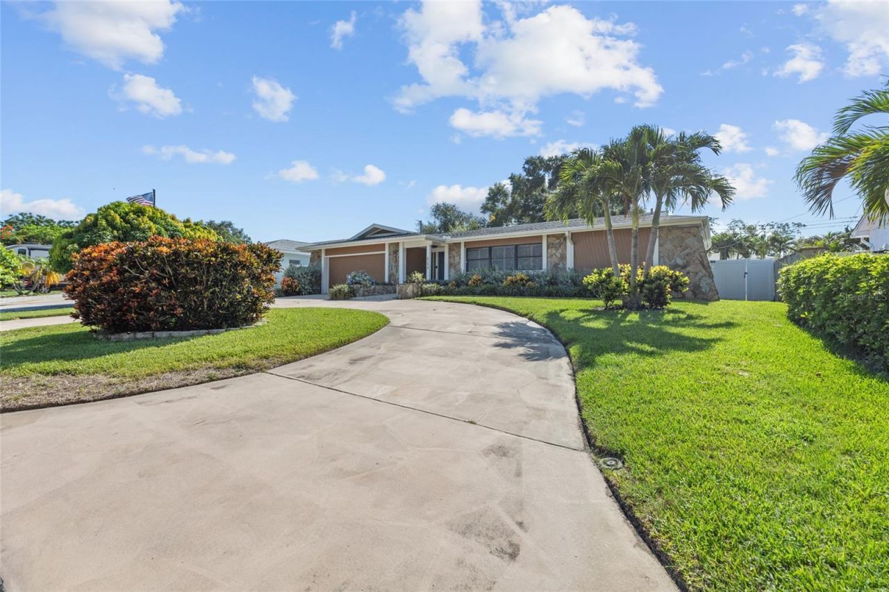 6249 Hillside Avenue, Seminole, FL 33772 Photo