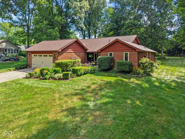 1901 Skyline Drive, Greenwood, IN 46143