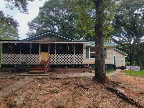 32 Helen Dr., Griffin, GA 30223