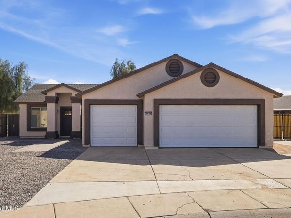 9001 W BERKELEY Road, Phoenix, AZ 85037