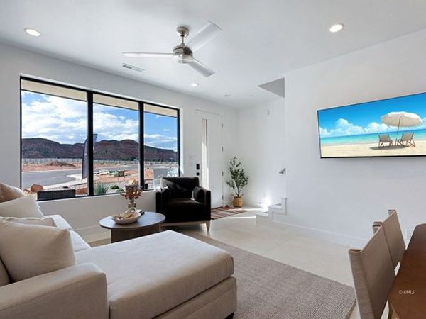 425 W MOMORI CIR, Unit A6, Kanab, UT 84741