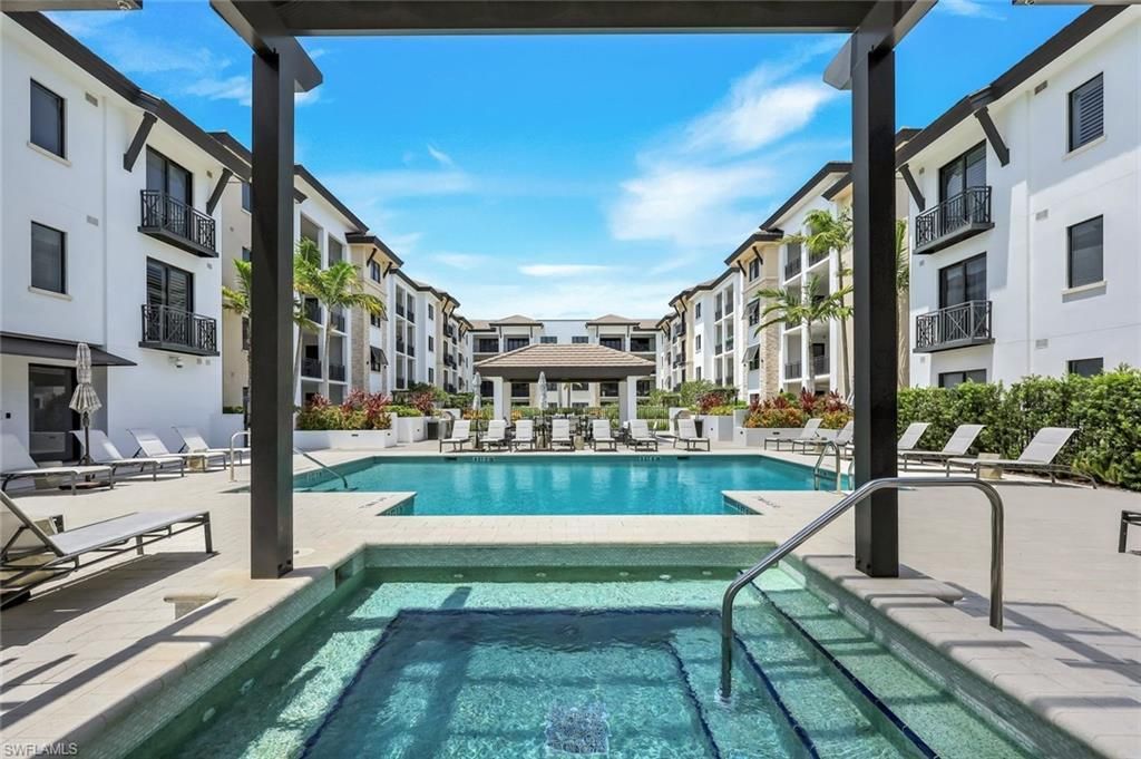 1135 3rd Ave S, Unit 303, Naples, FL 34102 Photo