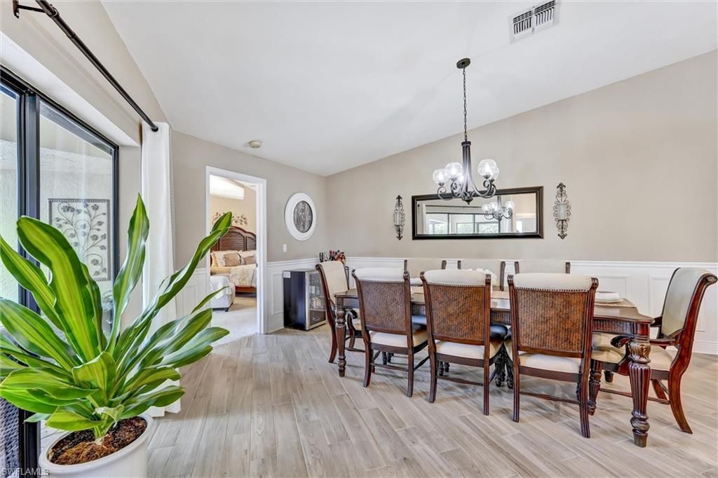 453 Countryside Dr, Naples, FL 34104 Photo