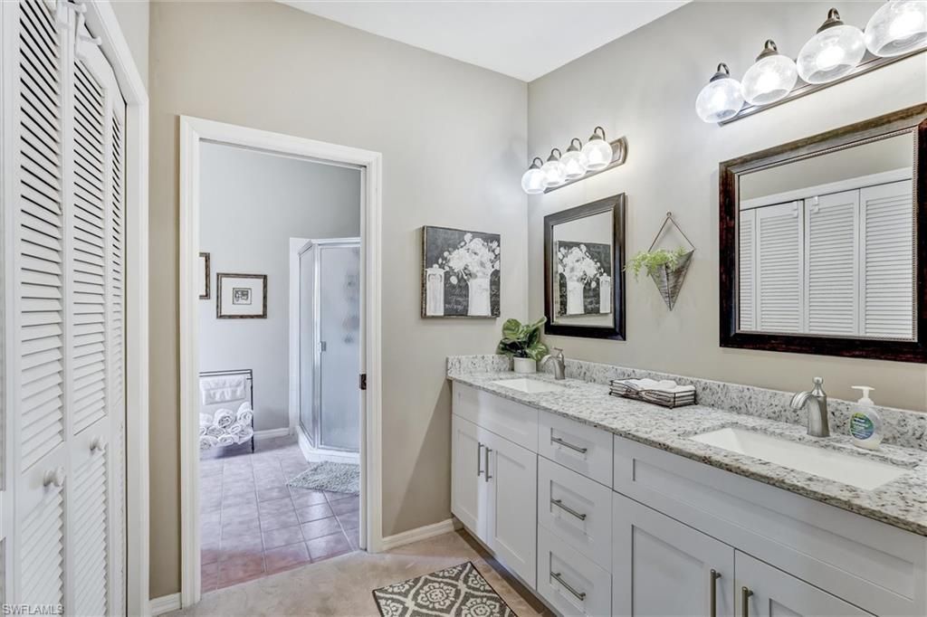453 Countryside Dr, Naples, FL 34104 Photo