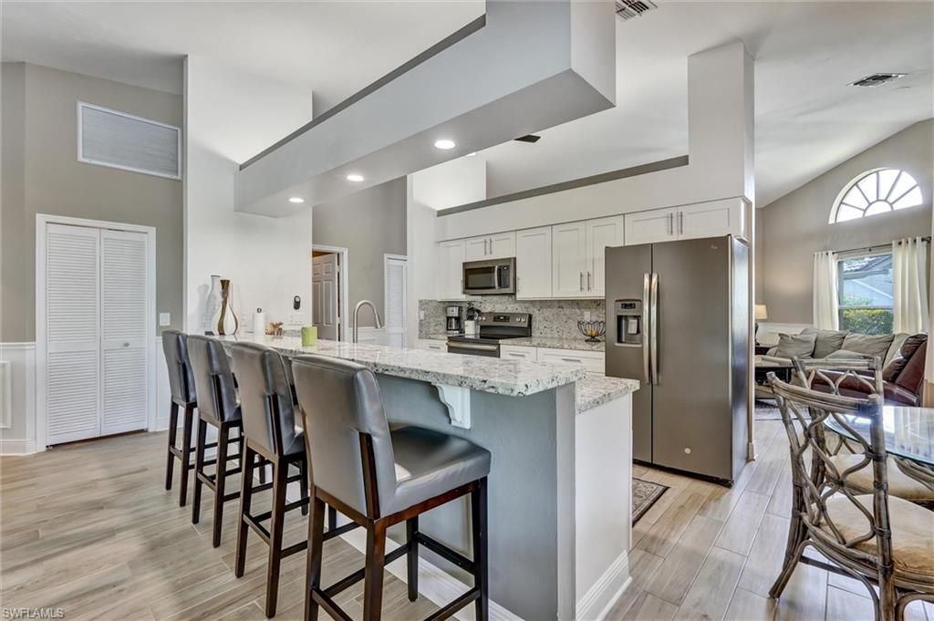 453 Countryside Dr, Naples, FL 34104 Photo