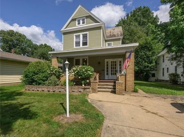 473 N Broadway Street, New Philadelphia, OH 44663