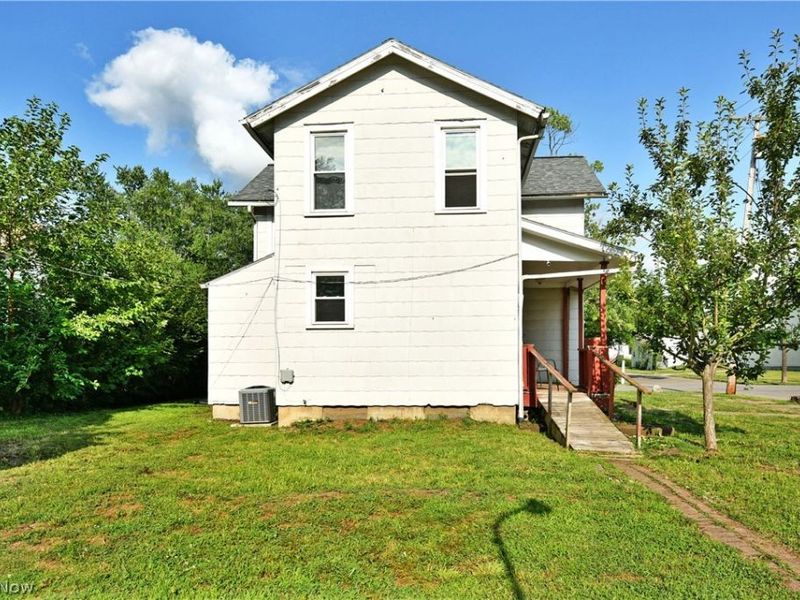 304 Cherry Avenue, Niles, OH 44446 Photo 5