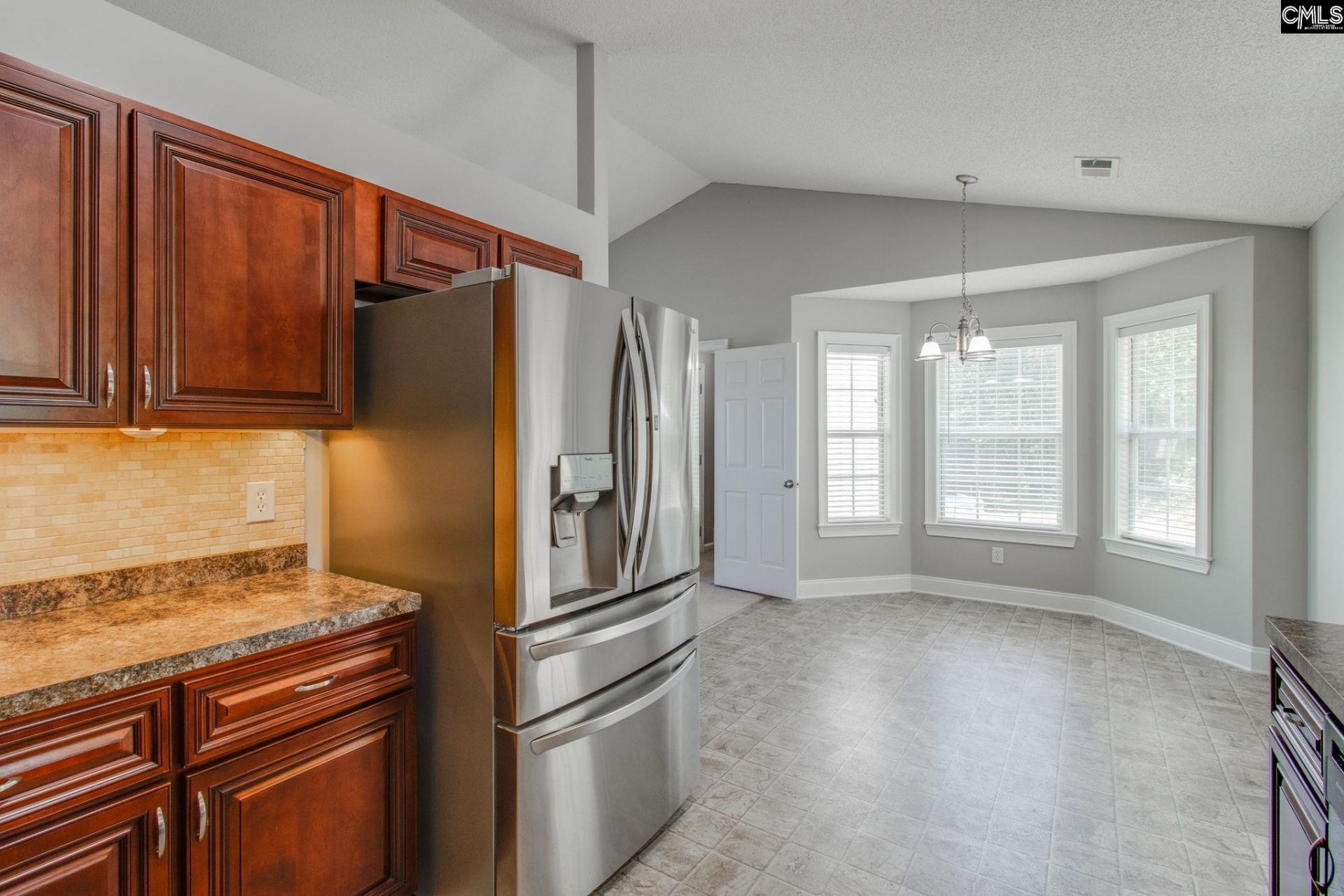 222 Nitsill Court Photo 11