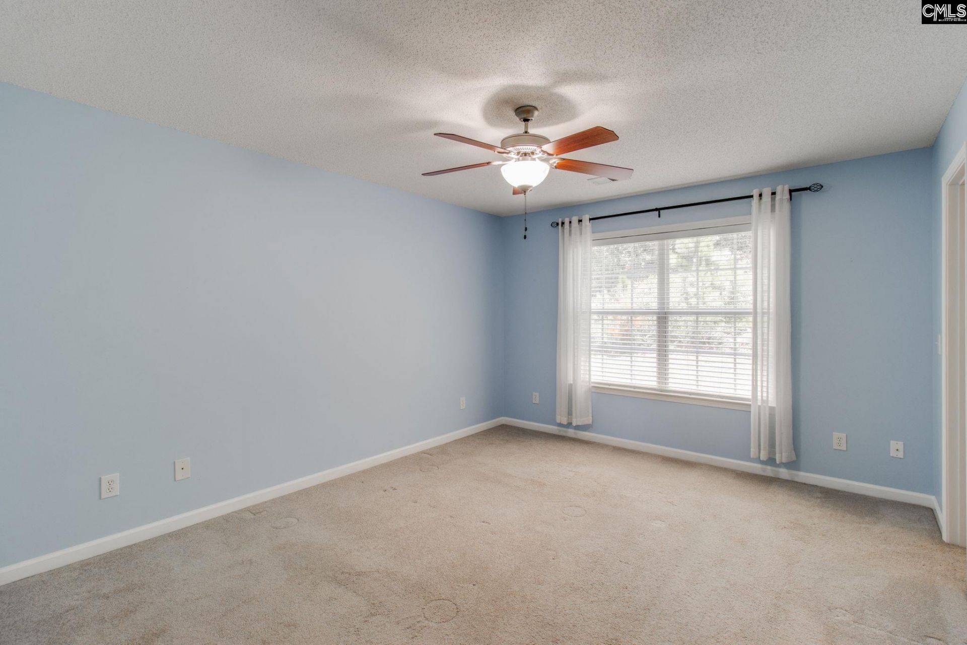 222 Nitsill Court Photo 14