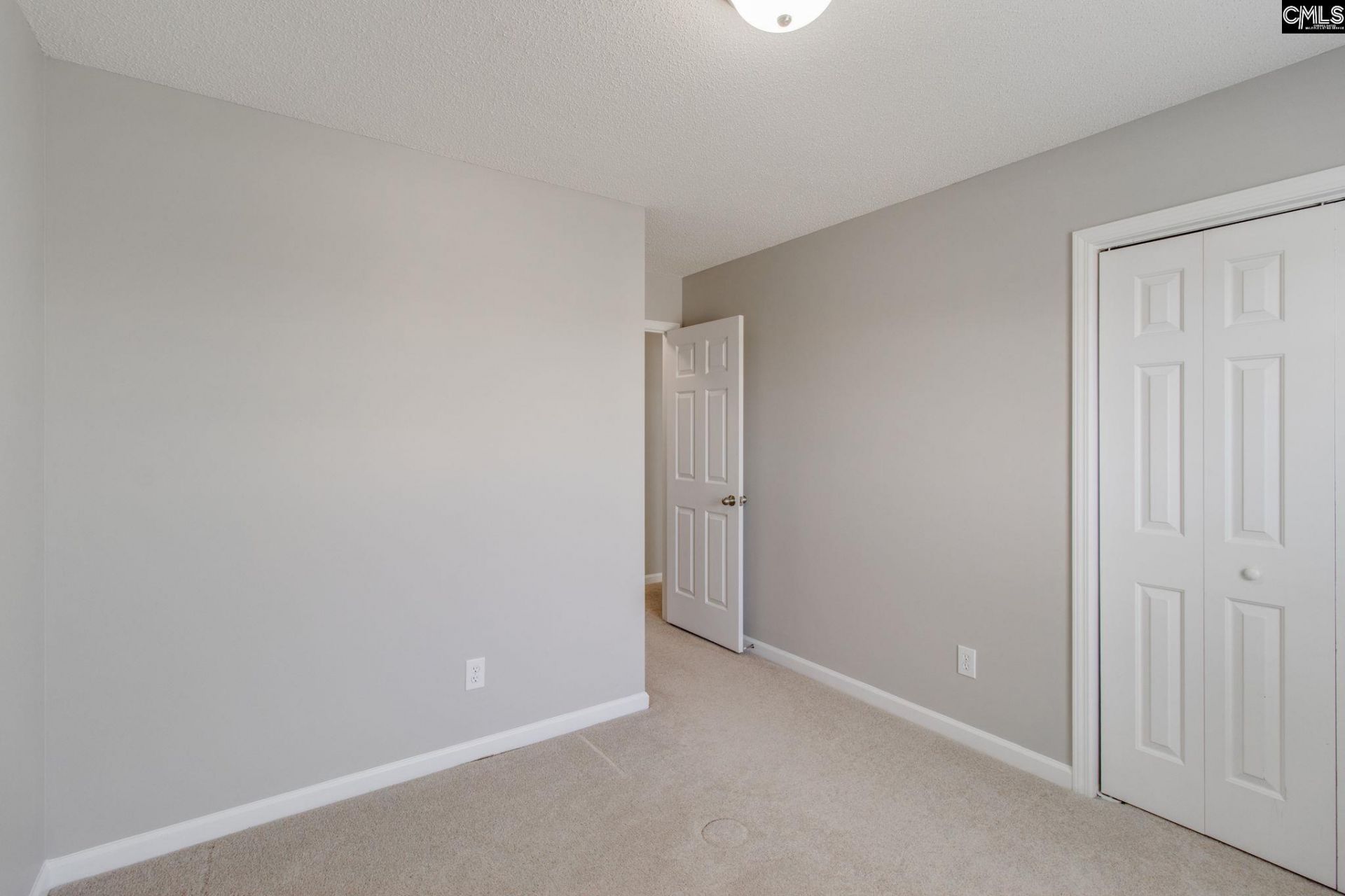 222 Nitsill Court Photo 21