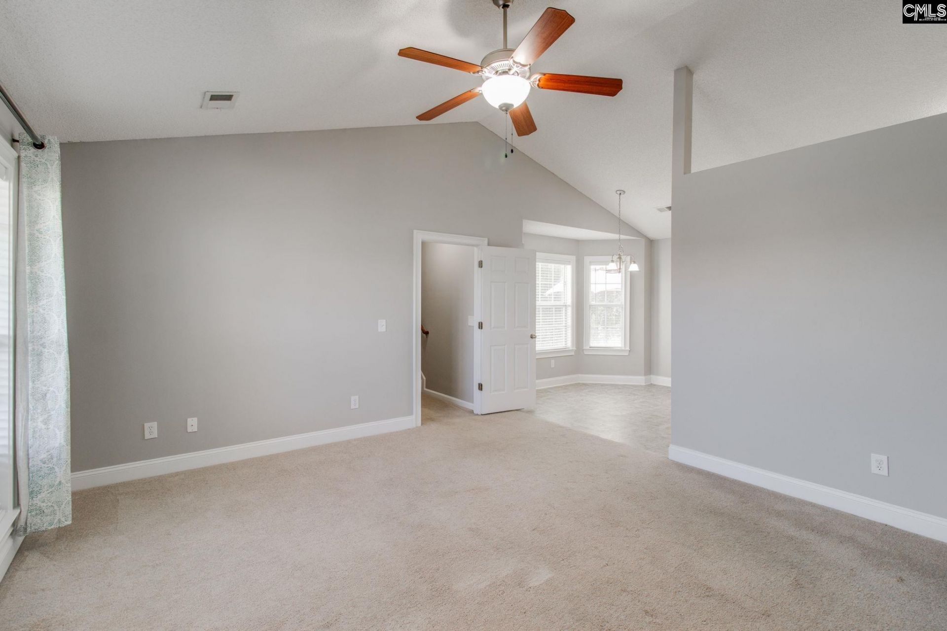 222 Nitsill Court Photo 5