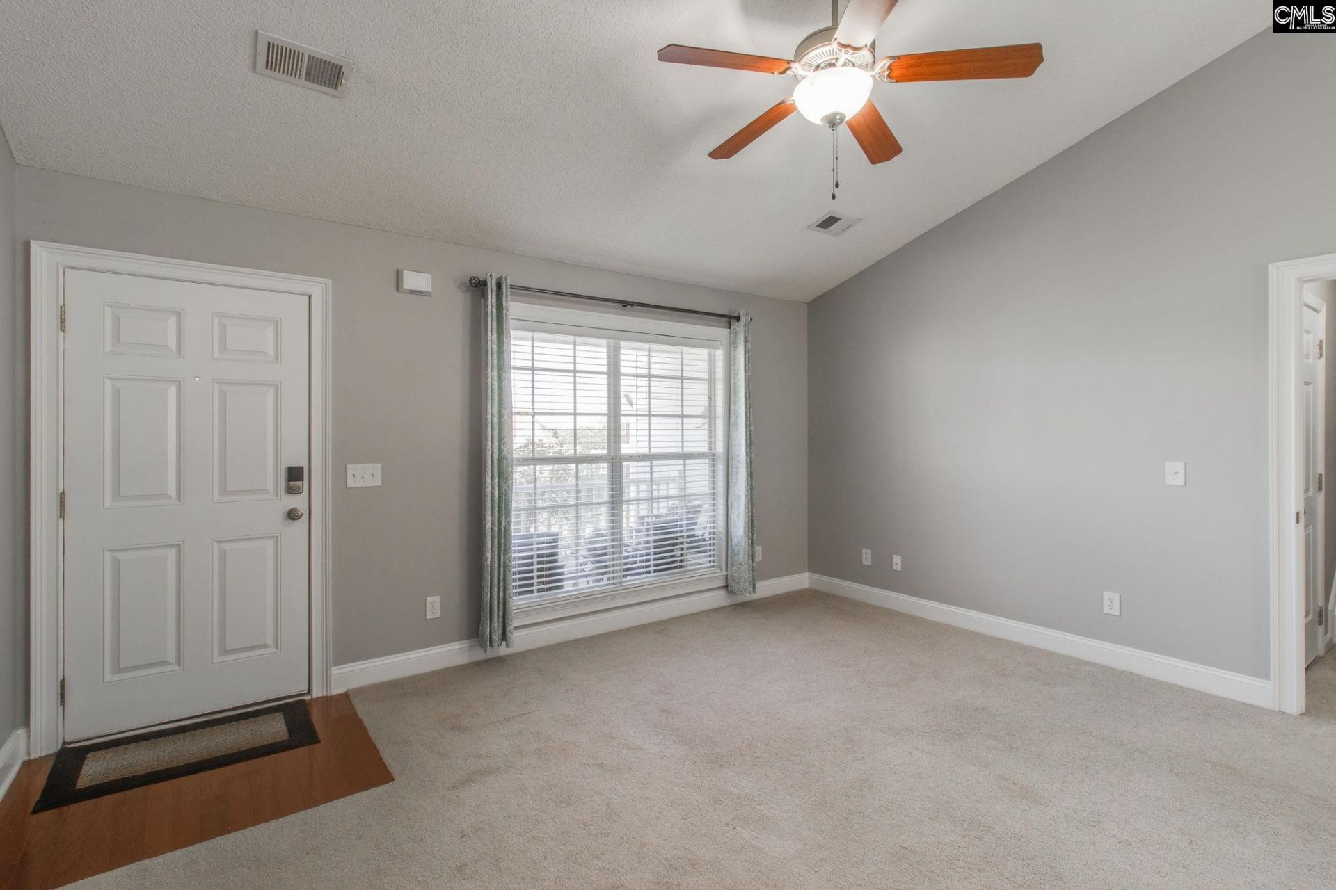222 Nitsill Court Photo 6
