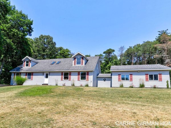 3250 Arbor Lane, Hamilton, MI 49419