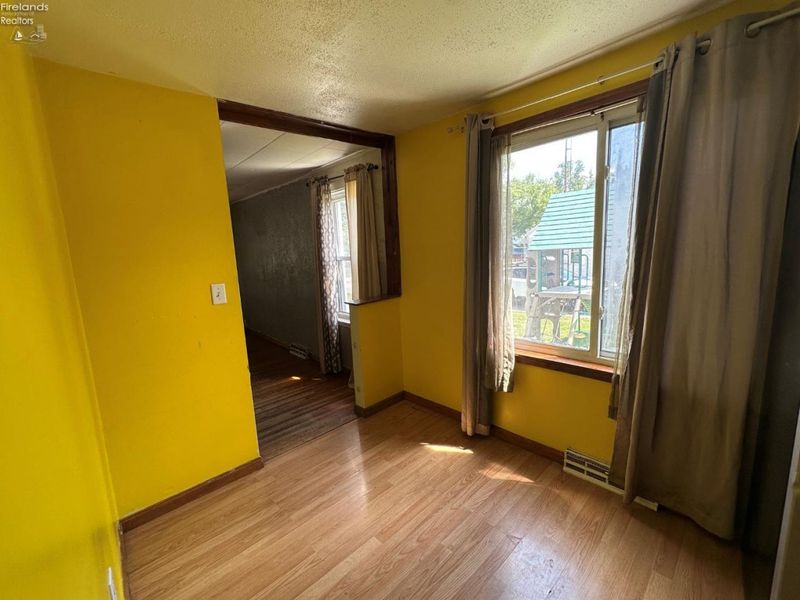 4120 Waltham, Northwood, OH 43619 Photo 8
