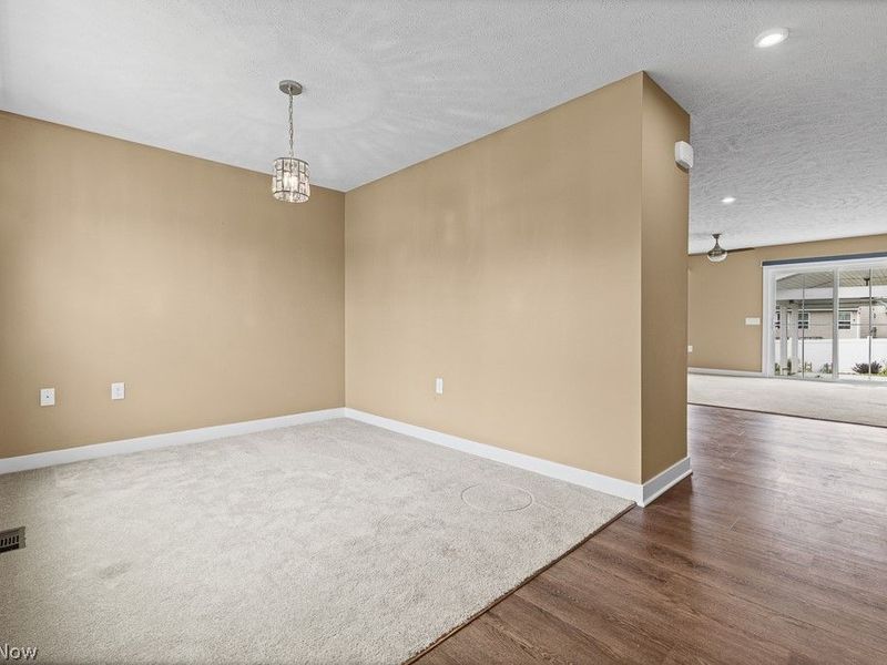 998 Sunrise Way, Akron, OH 44312 Photo 3