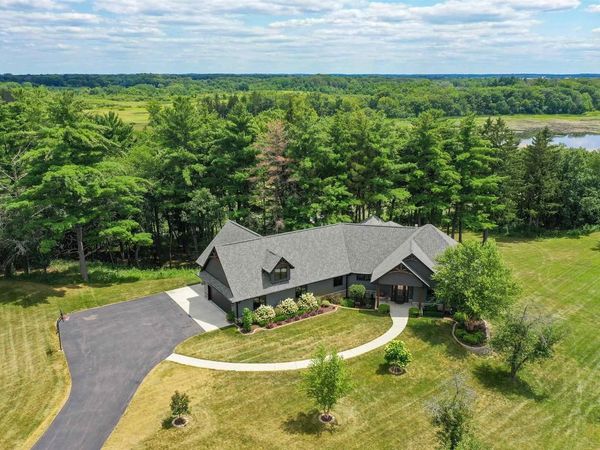 8102 N Bowers Lake Road, Milton, WI 53563