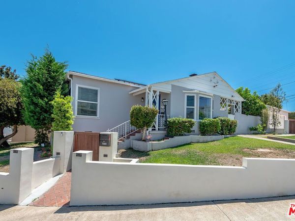 7501 Earldom Avenue, Playa Del Rey, CA 90293