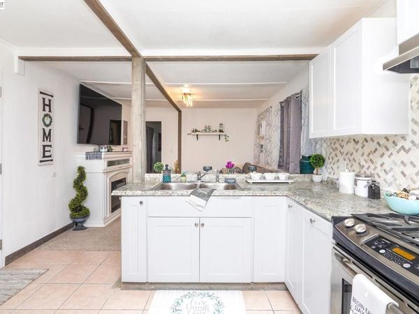 17776 Red Bud Lane, Shasta Lake, CA 96019