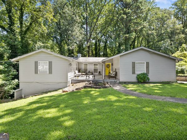 476 S Susan Creek Drive, Stone Mountain, GA 30083