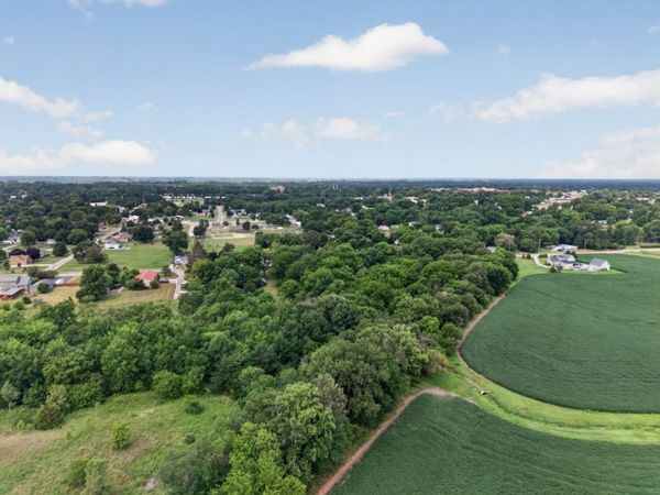 705 S Otter Creek Road, Streator, IL 61364