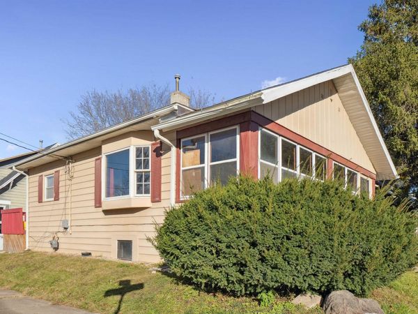 226 Campbell Avenue, Waterloo, IA 50701