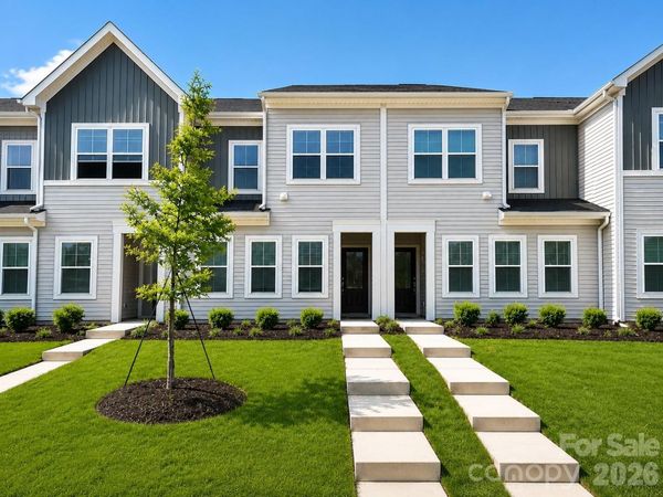 4632 Lakeview Road , Charlotte, NC 28216