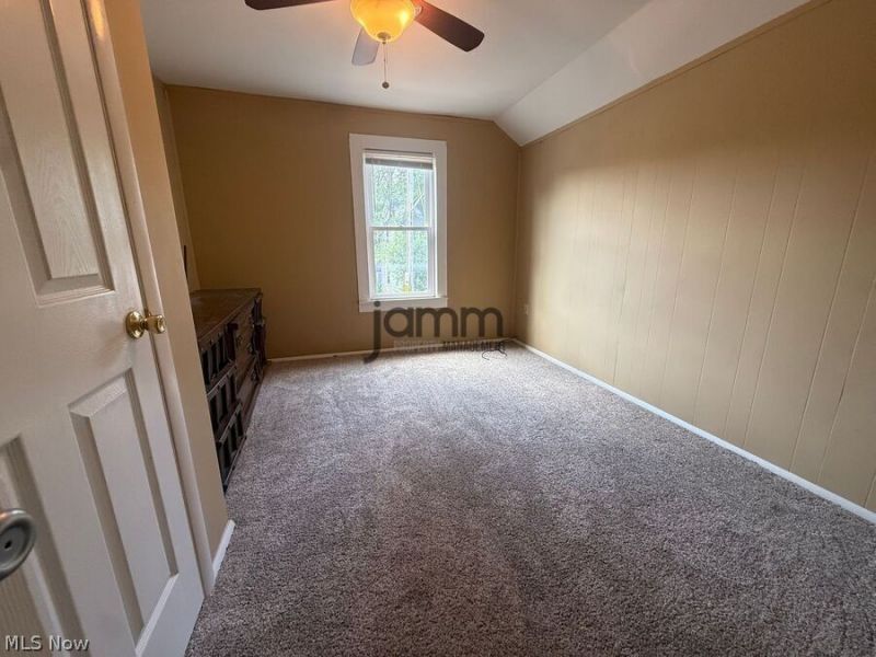 1726 Starkweather Avenue, Unit Upper, Cleveland, OH 44113 Photo 5