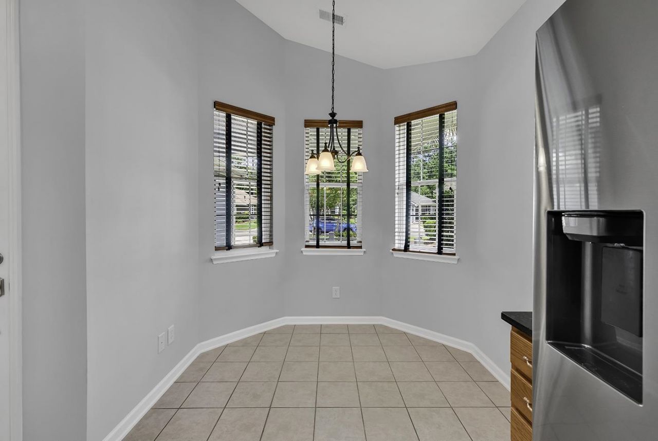 721 Bay Hill Ct.  Photo 11