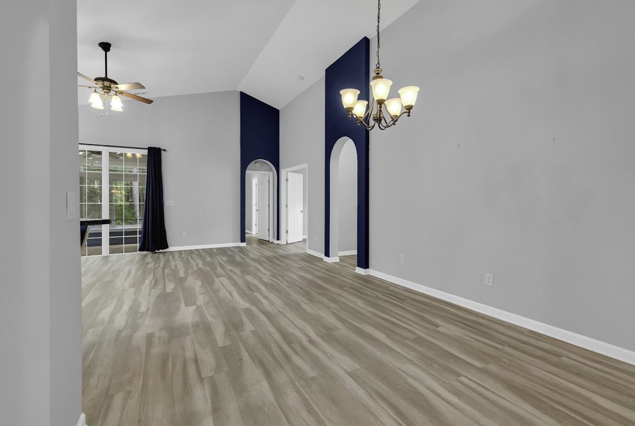 721 Bay Hill Ct.  Photo 13