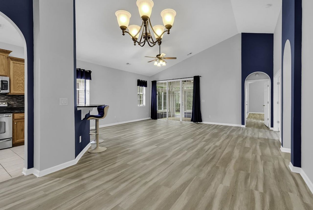 721 Bay Hill Ct.  Photo 14