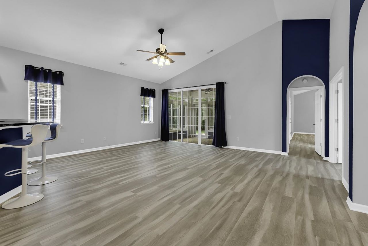 721 Bay Hill Ct.  Photo 16