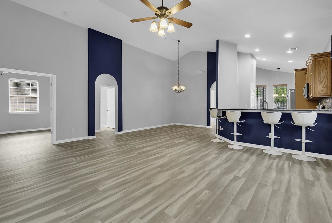 721 Bay Hill Ct.  Photo 19