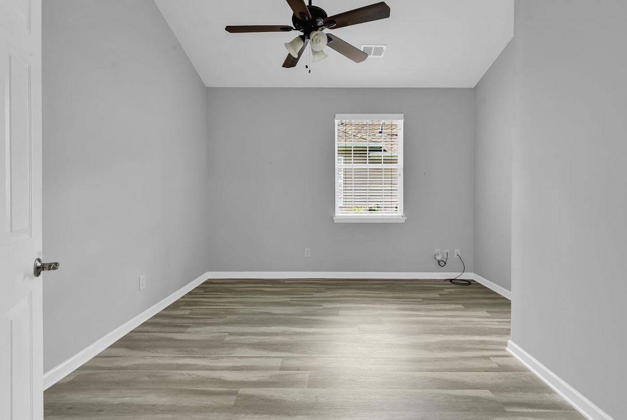 721 Bay Hill Ct.  Photo 27