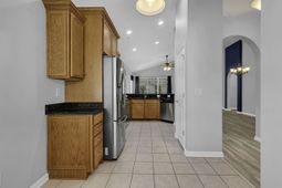 721 Bay Hill Ct.  photo 4