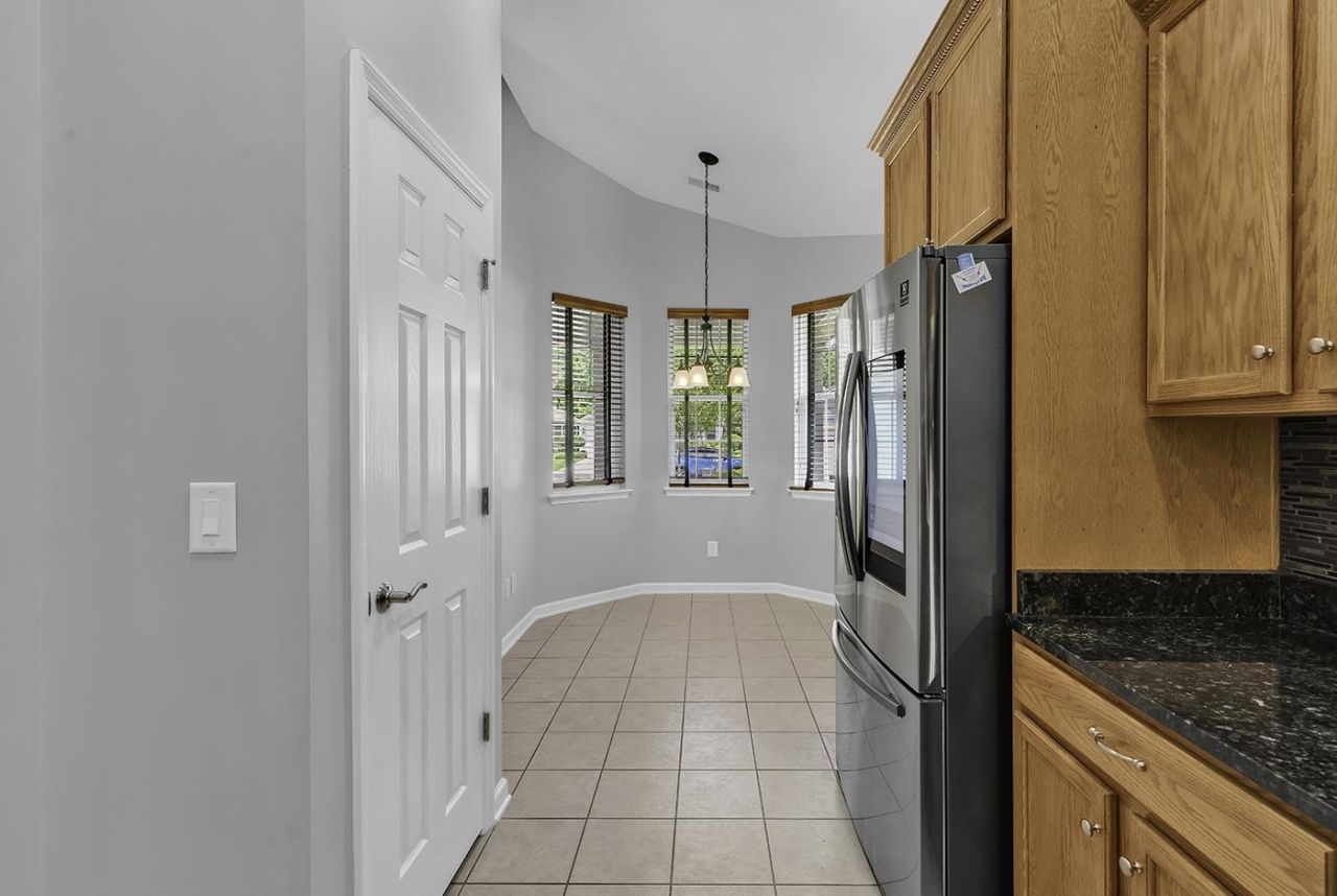 721 Bay Hill Ct.  Photo 9