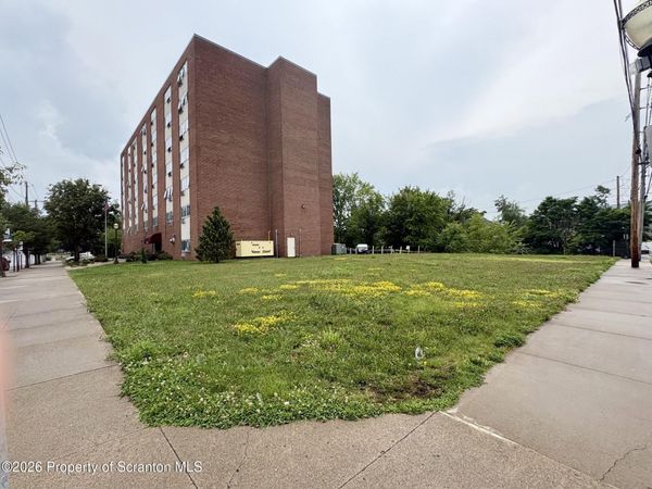 48 S Main Street , Carbondale, PA 18407