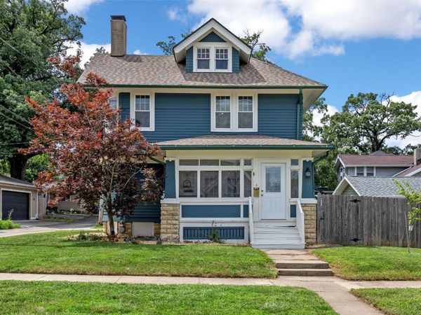 383 21st Street SE, Cedar Rapids, IA 52403
