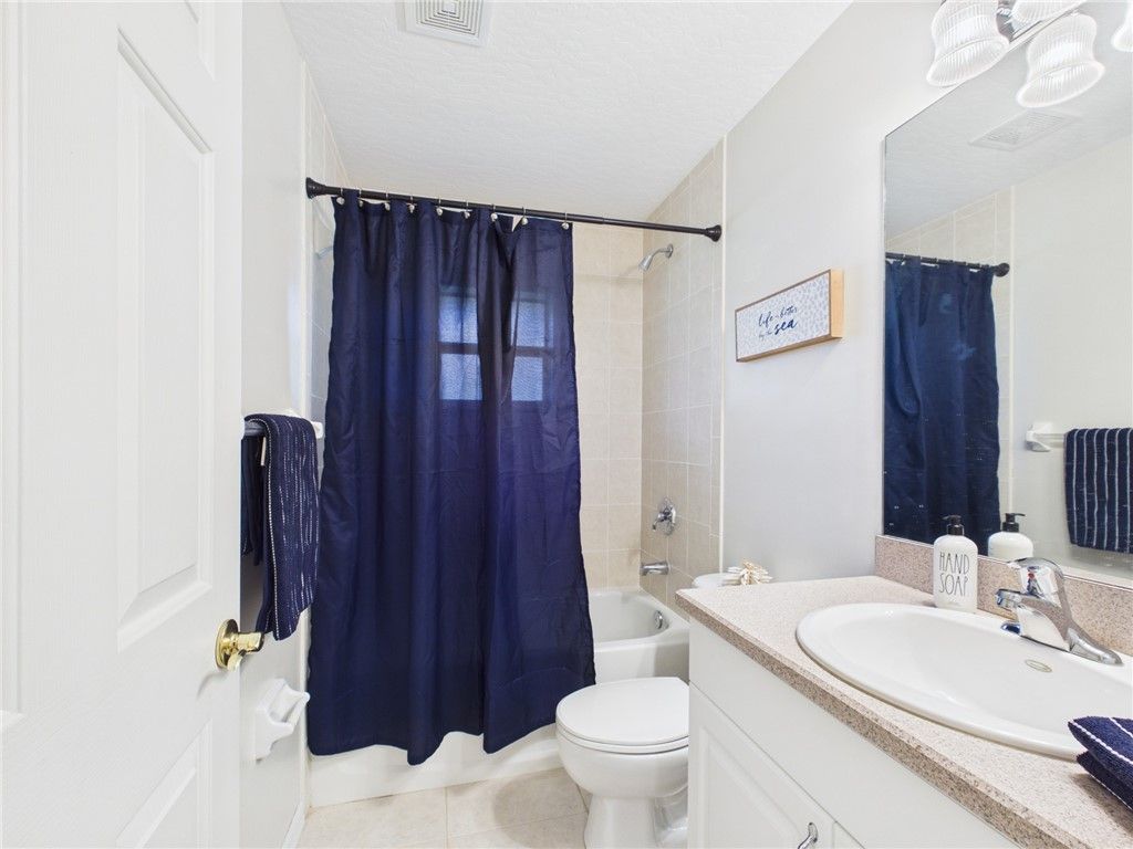 679 Atlantus Terrace, Sebastian, FL 32958 Photo