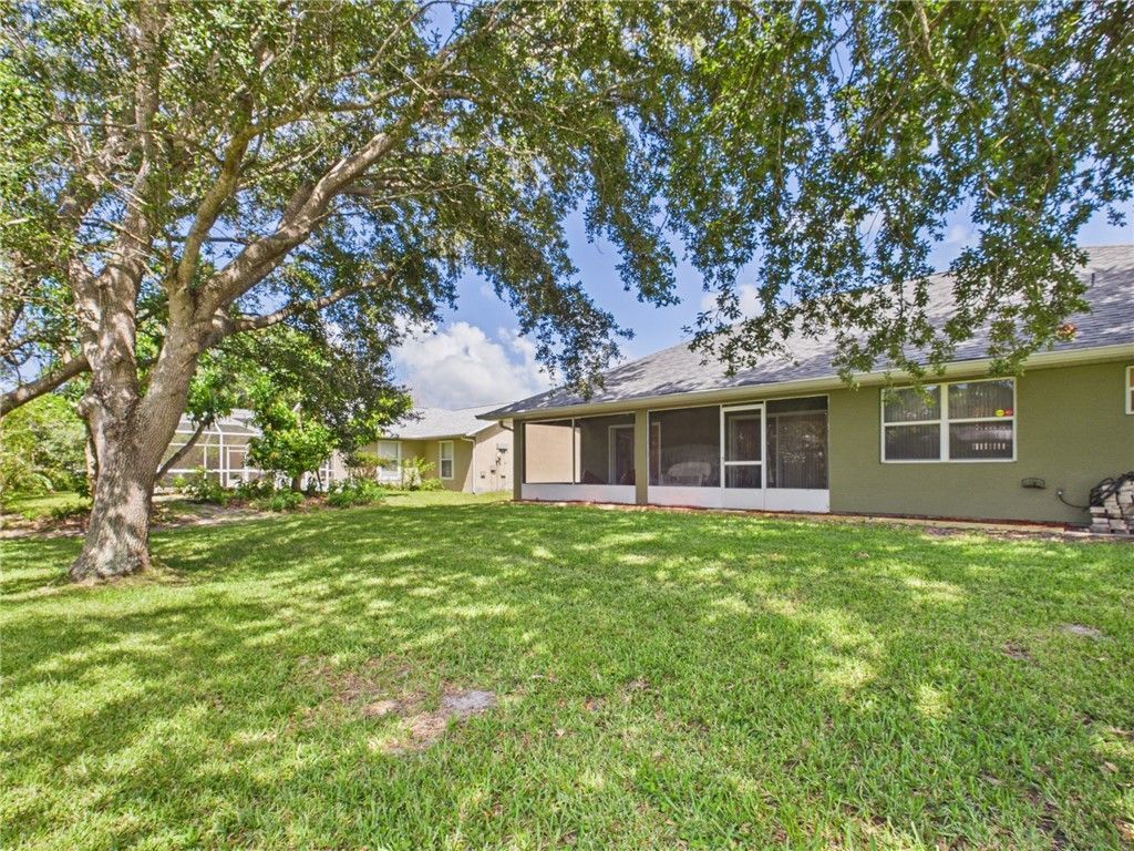 679 Atlantus Terrace, Sebastian, FL 32958 Photo
