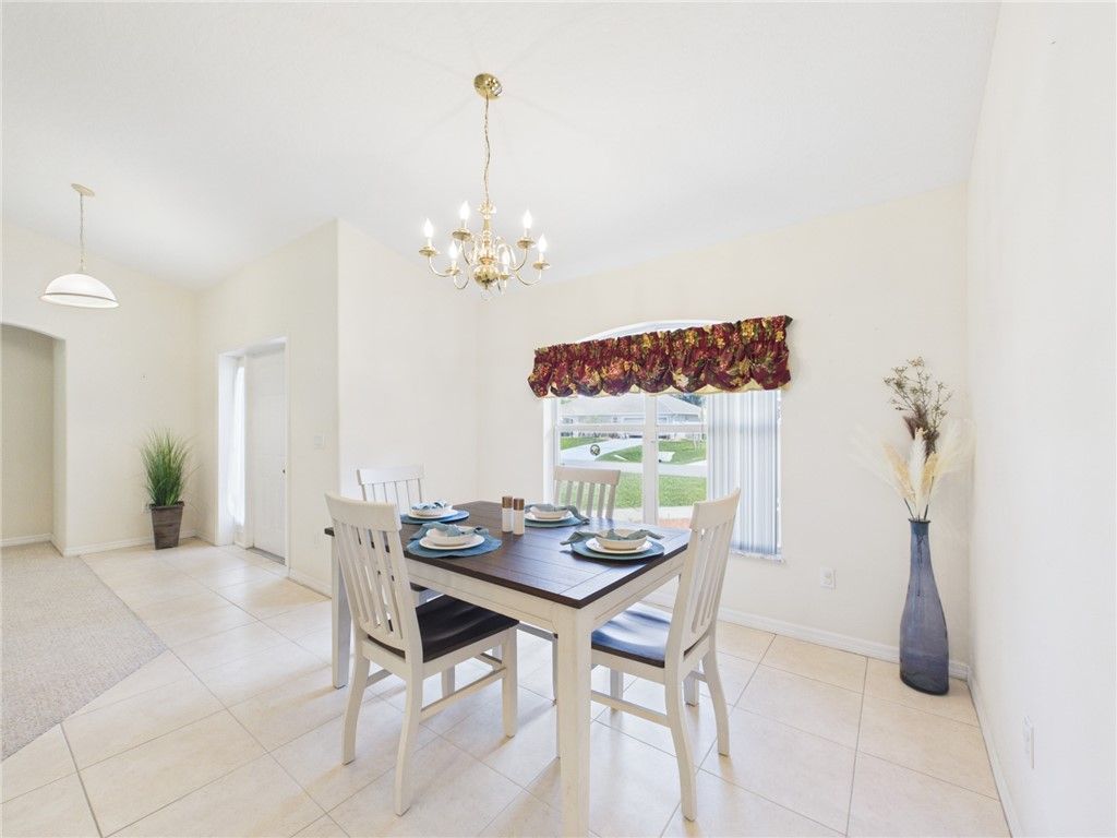 679 Atlantus Terrace, Sebastian, FL 32958 Photo