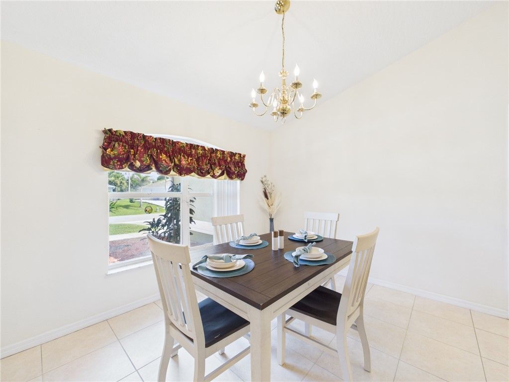 679 Atlantus Terrace, Sebastian, FL 32958 Photo