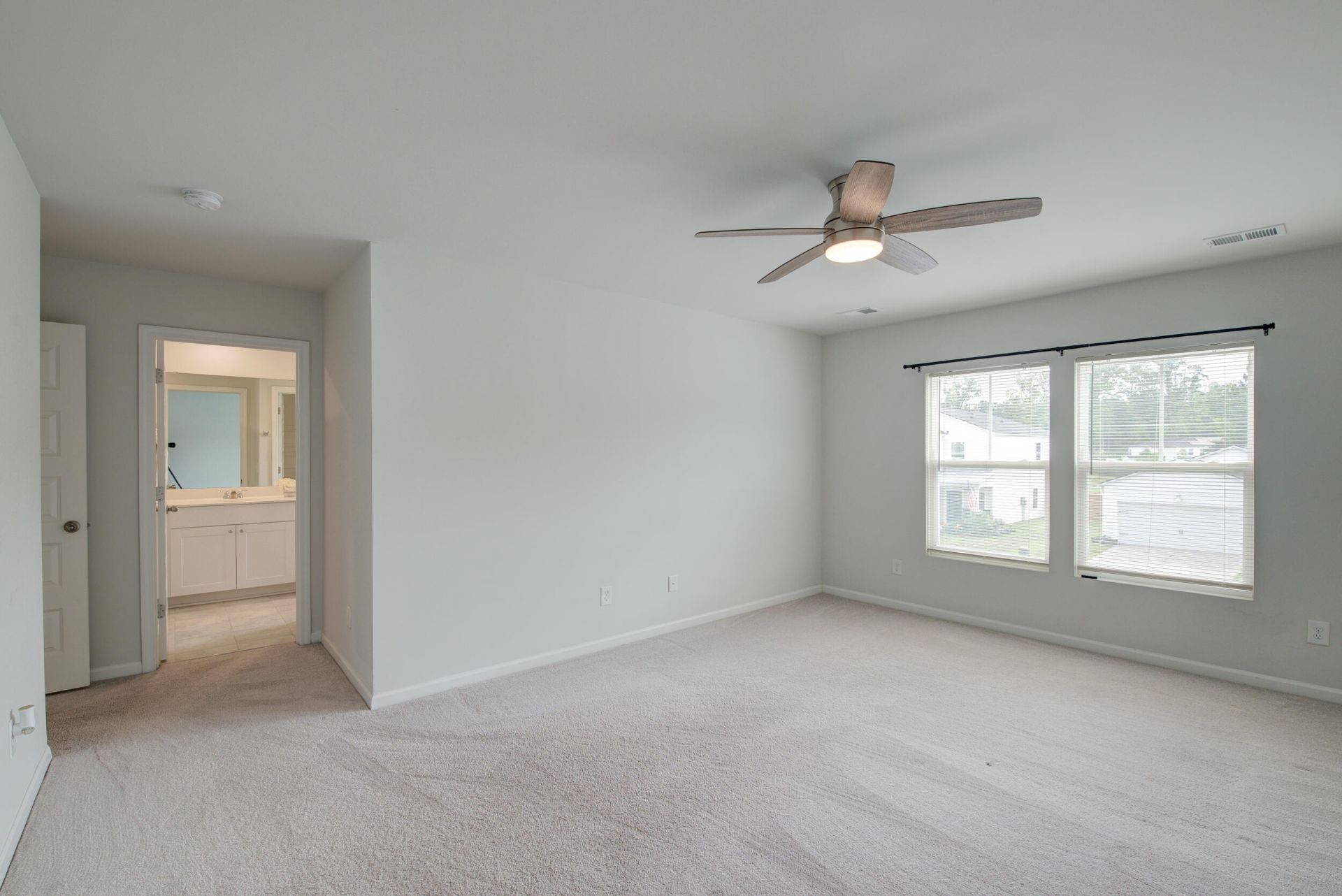 625 Jancus Street Photo 15
