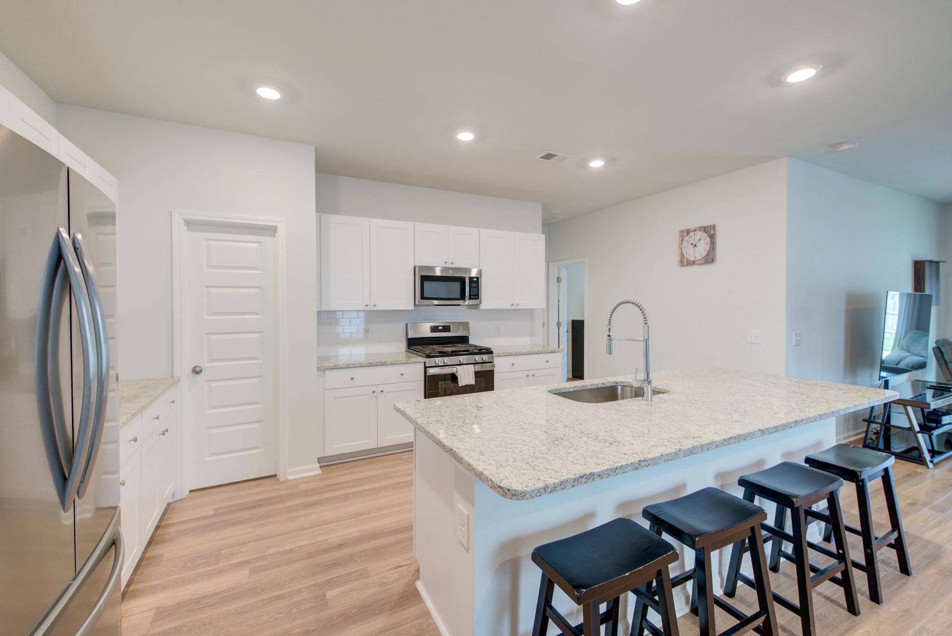 625 Jancus Street Photo 37